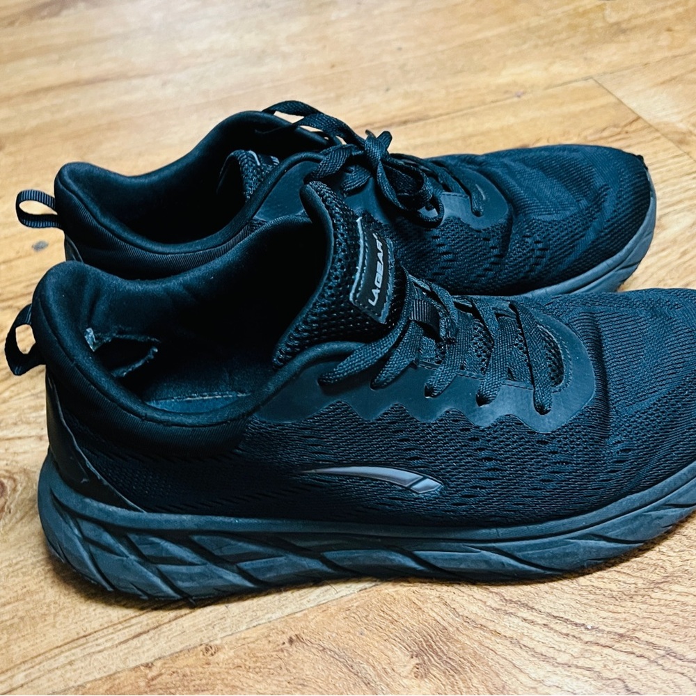 L'AGENCE Men's Black Sneakers